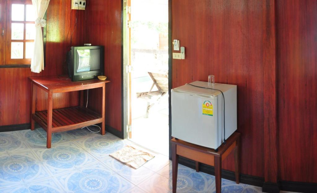Chaloklum Bay Resort Room photo